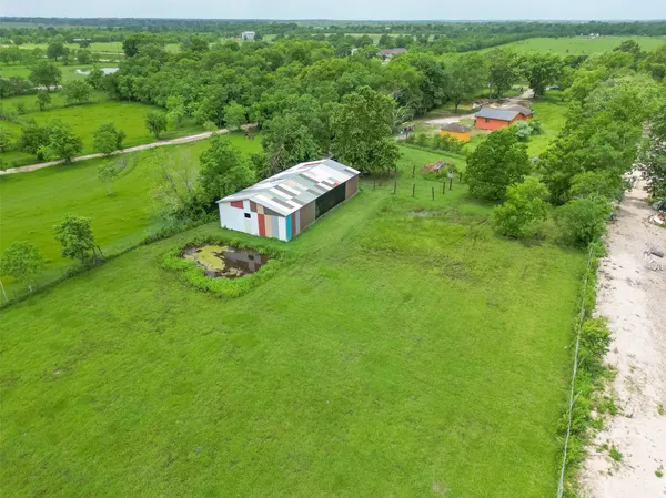 $370,000 | 1031 County Road 491, Dayton, TX 77535