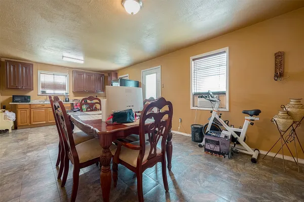 $370,000 | 1031 County Road 491, Dayton, TX 77535