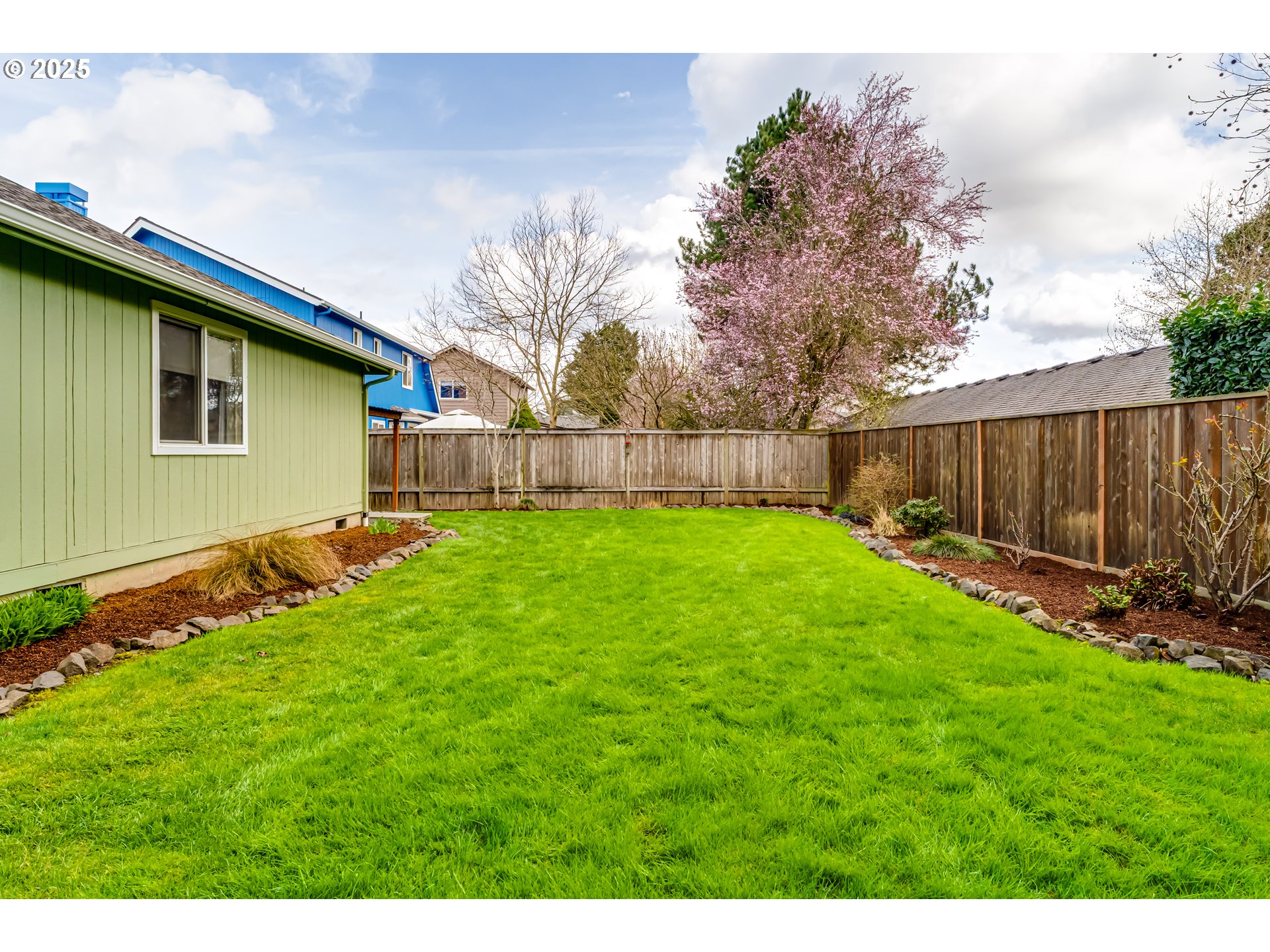 2467 Noah Street Eugene, OR 97402 - Photo 23 of 25