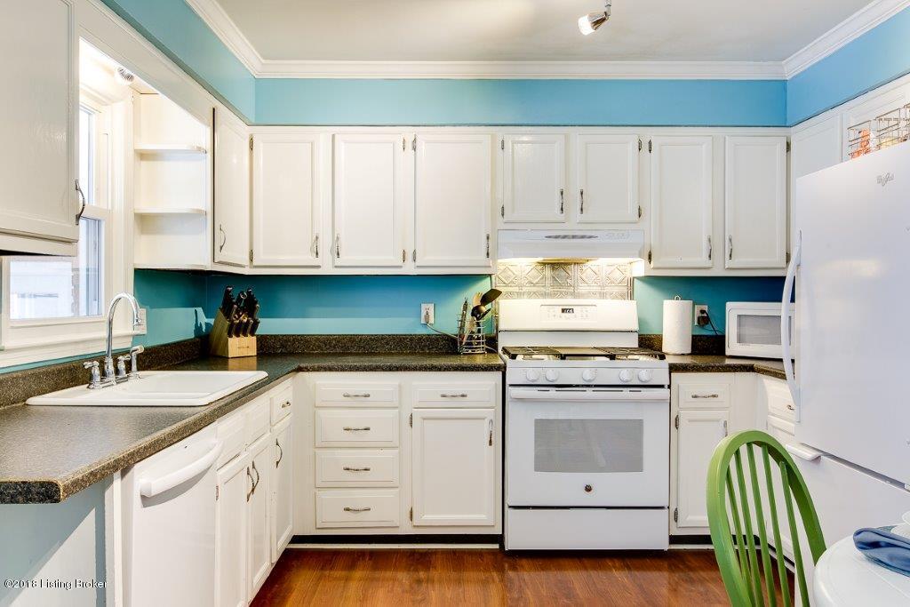 8917 Waltlee Road Louisville, KY 40291 - Photo 10 of 34 8917 Waltlee Rd-11