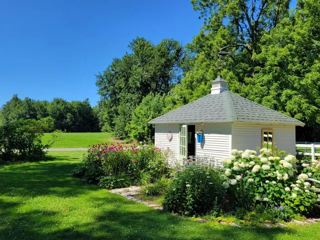 $1,300,000 | 6475 Olive Branch Road, Galien, MI 49113