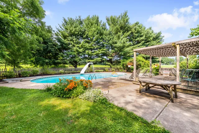 $1,300,000 | 6475 Olive Branch Road, Galien, MI 49113