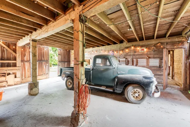 $1,300,000 | 6475 Olive Branch Road, Galien, MI 49113