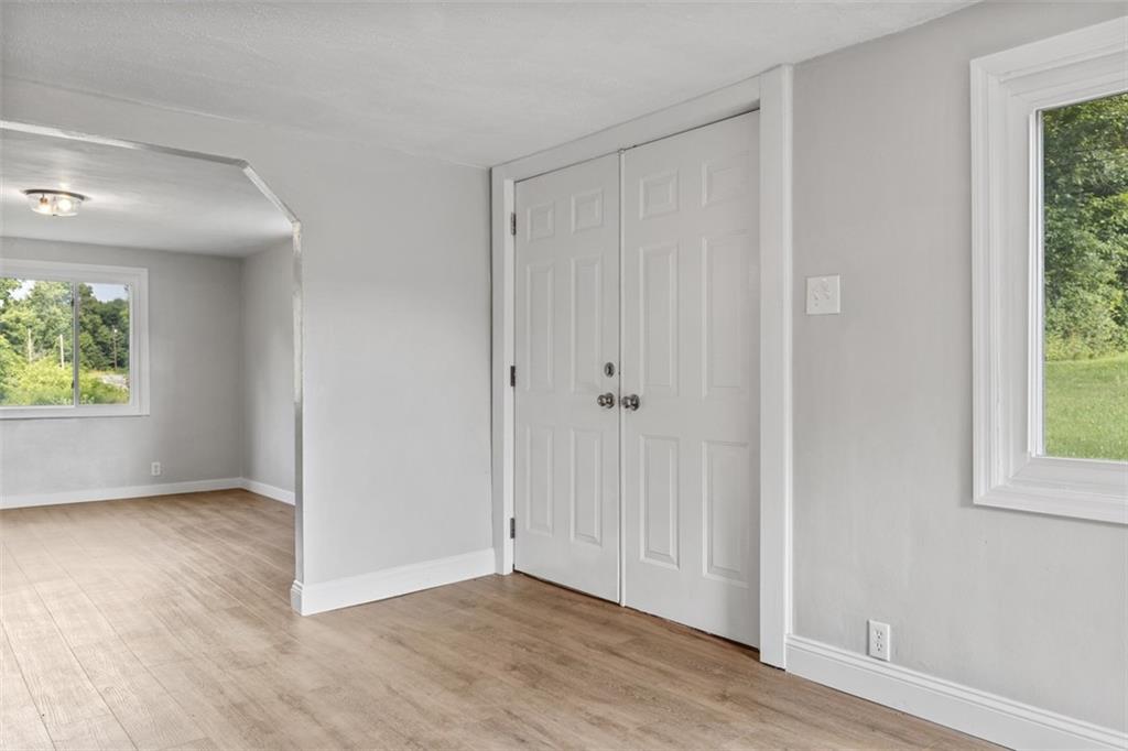 564 Bartleyville Road Burgettstown, PA 15021 - Photo 3 of 46