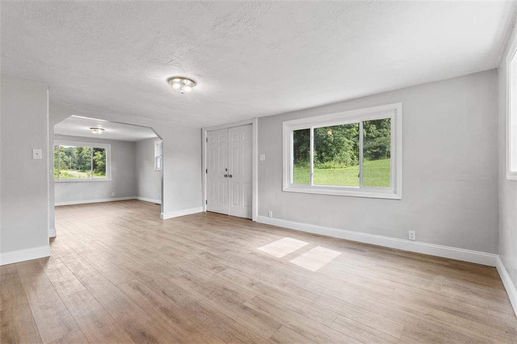 564 Bartleyville Road Burgettstown, PA 15021 - Photo 4 of 46