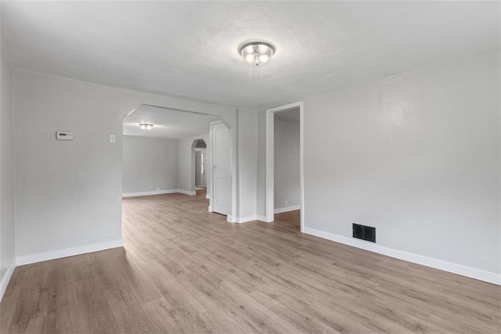 564 Bartleyville Road Burgettstown, PA 15021 - Photo 8 of 46