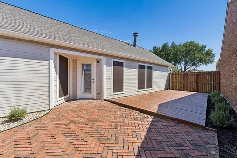 $309,900 | 213 Teakwood Lane, Lewisville, TX 75067