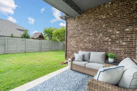 $520,000 | 1233 9th Street, Argyle, TX 76226
