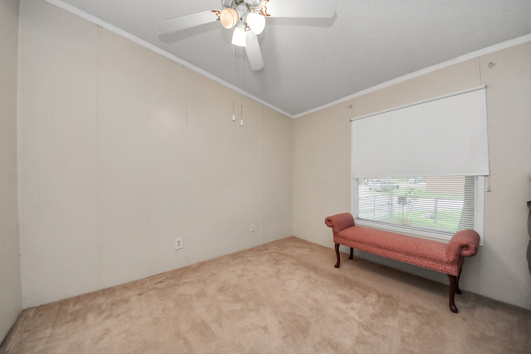 204 Edith Street Highlands, TX 77562 - Photo 16 of 33 a room with furniture and windows