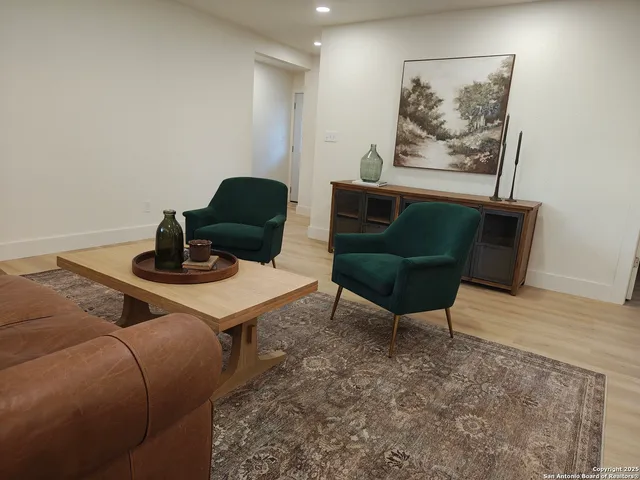 $231,000 | 371 Rose Boulevard, Charlotte, TX 78011