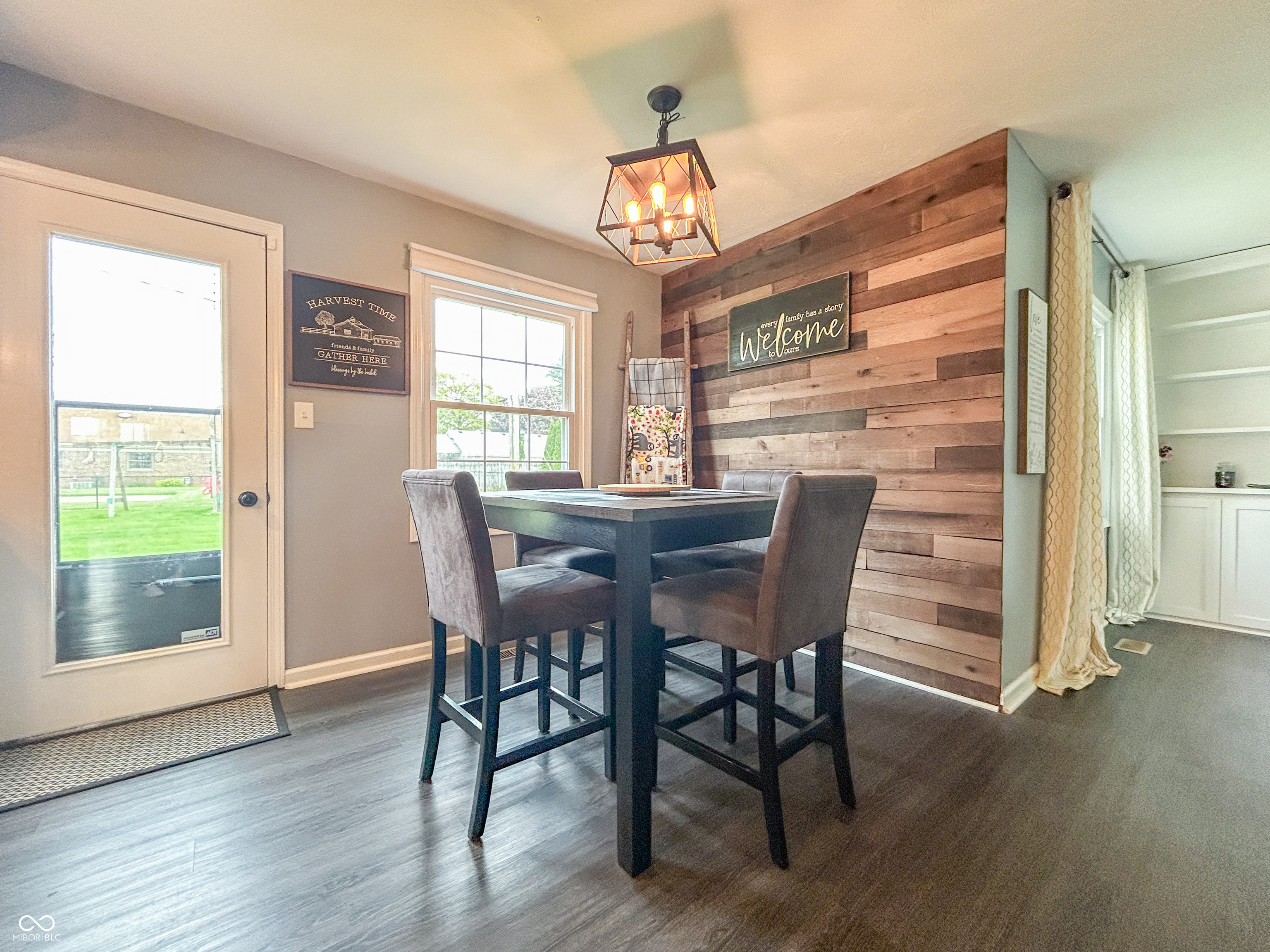 8798 Surrey Drive Pendleton, IN 46064 - Photo 9 of 30