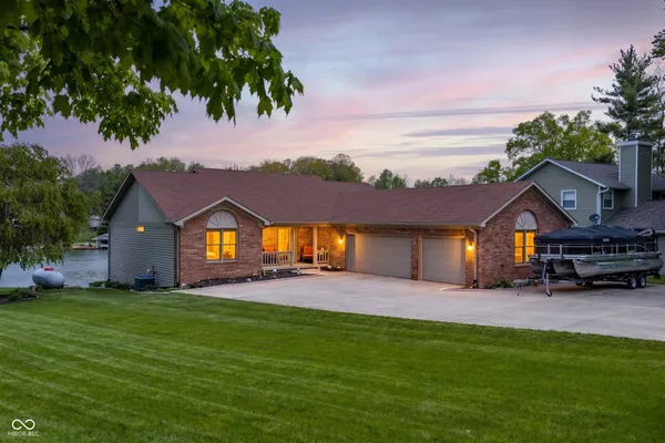 $1,100,000 | 163 Gettysburg, Coatesville, IN 46121
