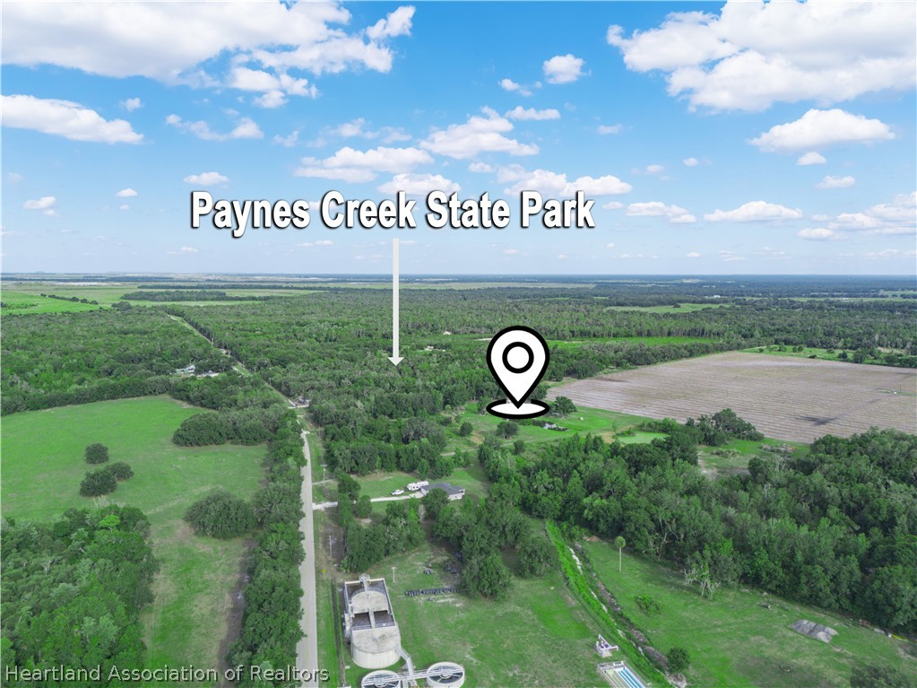 702 Lake Branch Road Bowling Green, FL 33834 - Photo 4 of 33