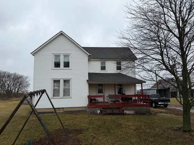 $129,900 | 120 East 700 North Road, Buckley, IL 60918