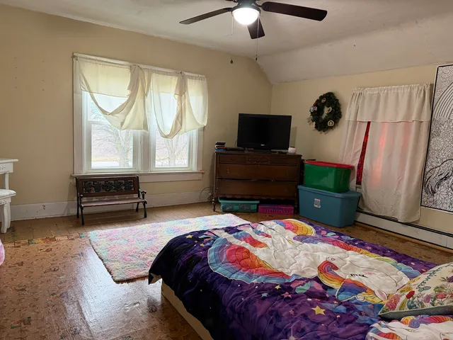 $129,900 | 120 East 700 North Road, Buckley, IL 60918