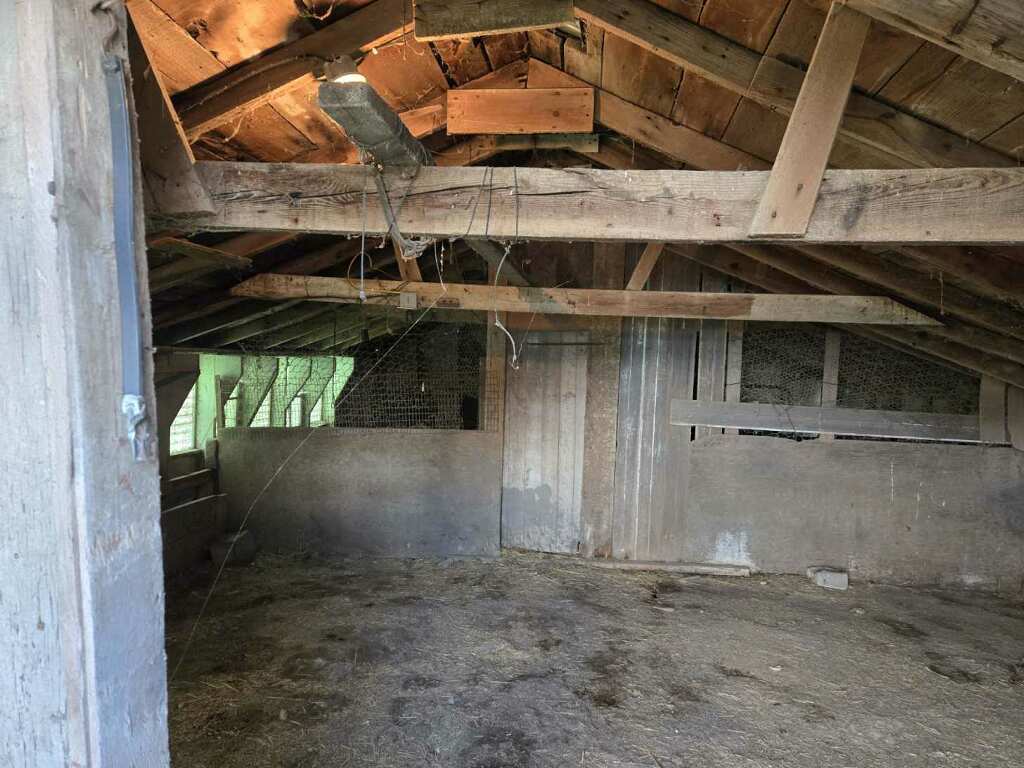 120 East 700 North Road Buckley, IL 60918 - Photo 16 of 21 a view of a door of a house