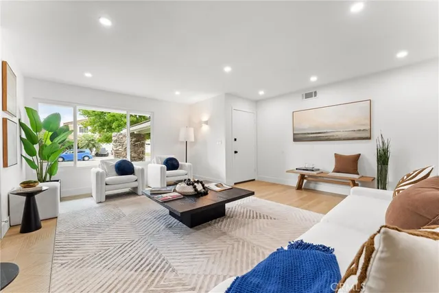 $5,500 | 3621 Myrtle Street, Irvine, CA 92606