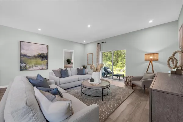 $369,990 | 1118 Clay Boulevard, Tavares, FL 32778