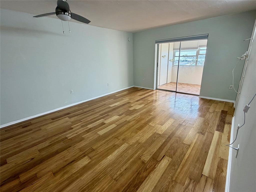4775 Cove Circle, Unit 1102 St. Petersburg, FL 33708 - Photo 11 of 20