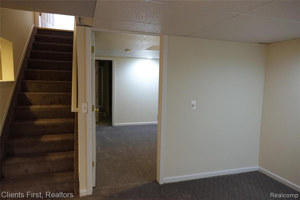 1770 Dunston Road Canton, MI 48188 - Photo 35 of 39