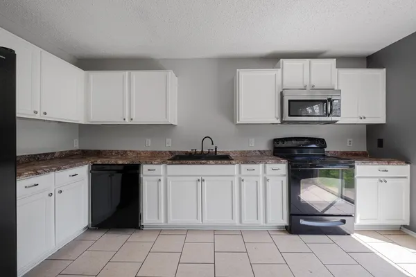 $1,845 | 2412 Byfield Drive, Cedar Park, TX 78613
