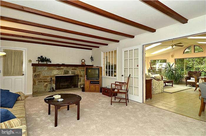 11106 Marcliff Road Rockville, MD 20852 - Photo 10 of 30 Family Room
