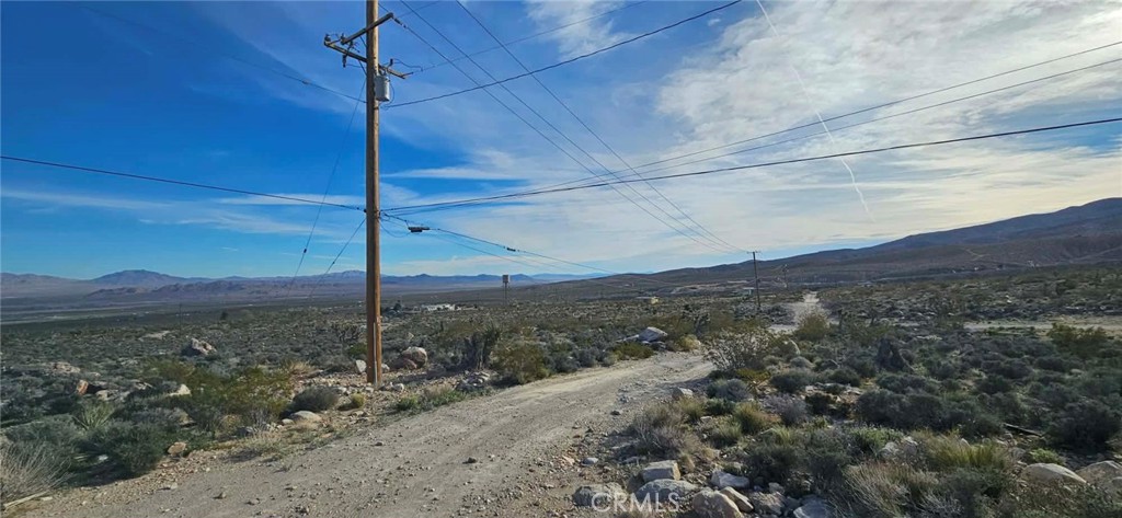 800 Meehleis Road Lucerne Valley, CA 92356 - Photo 5 of 6 a view of a mountain with a mountain in the background