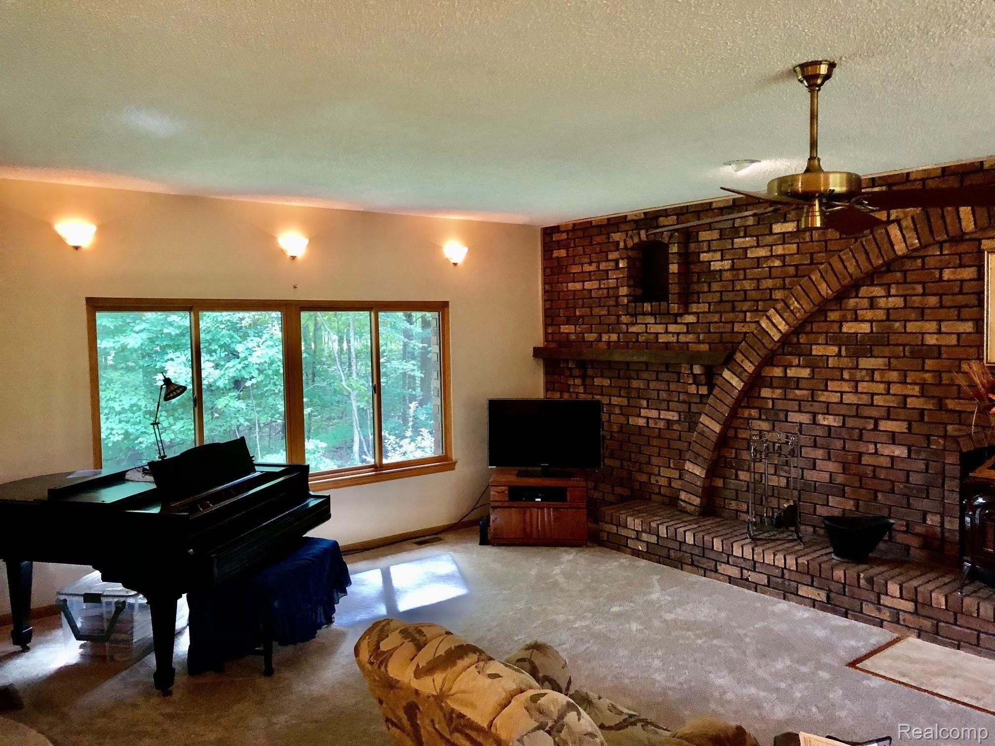 4373 Phillips Road Metamora, MI 48455 - Photo 32 of 73 IMG_1273.jpg