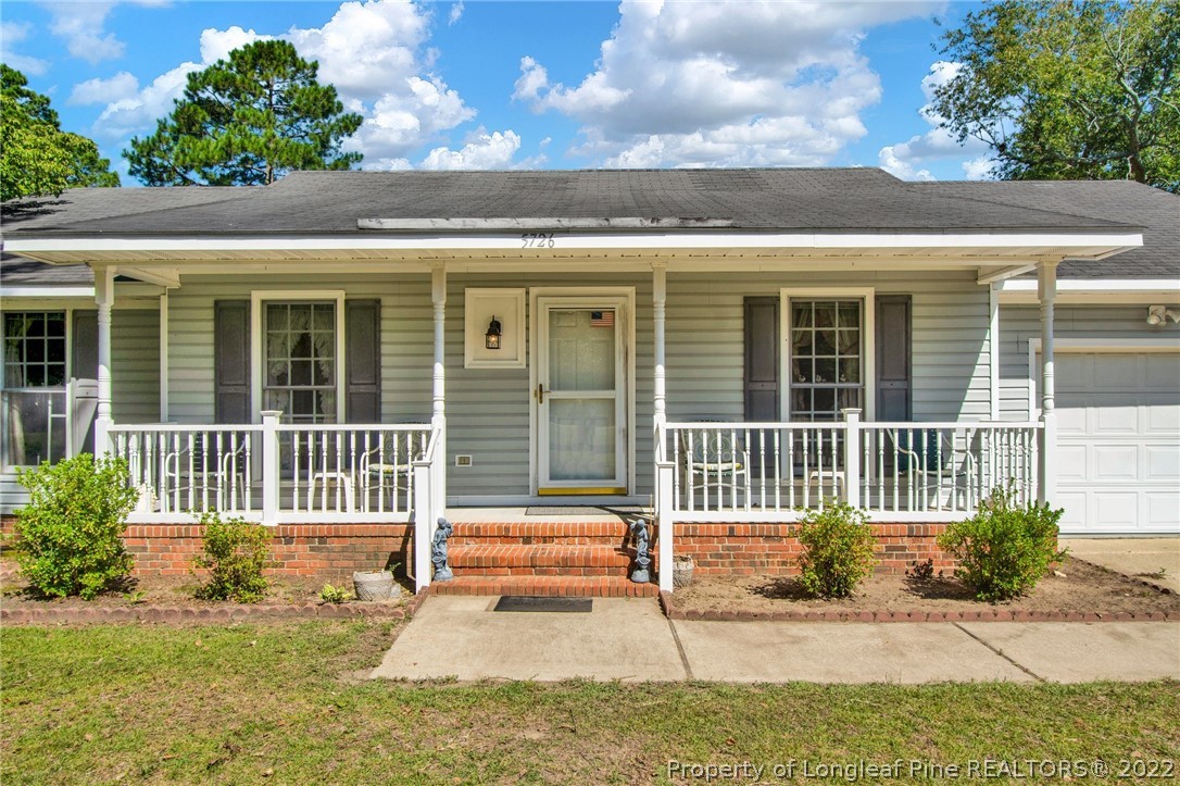 5726 Muscat Road Hope Mills, NC 28348 - Photo 2 of 32 Gallery Image 2
