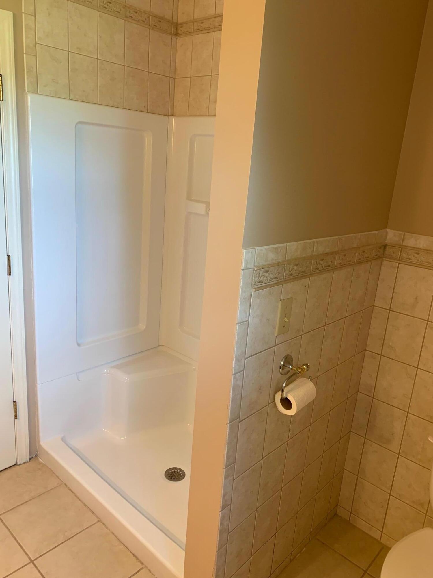 795 Waterworks Road Danville, KY 40422 - Photo 17 of 33 795 Waterworks hall bath view of shower
