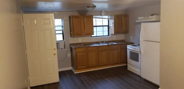 $725 | 1216 Wafer Street, Unit 4D, Pasadena, TX 77506