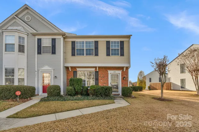 $350,000 | 3213 Mannington Drive, Charlotte, NC 28270