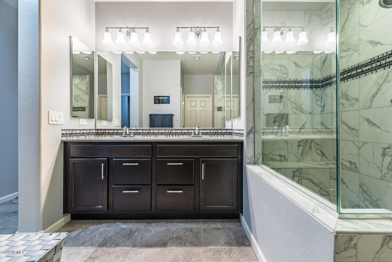 16926 West Granada Road Goodyear, AZ 85395 - Photo 9 of 50 DSC_2711-HDR