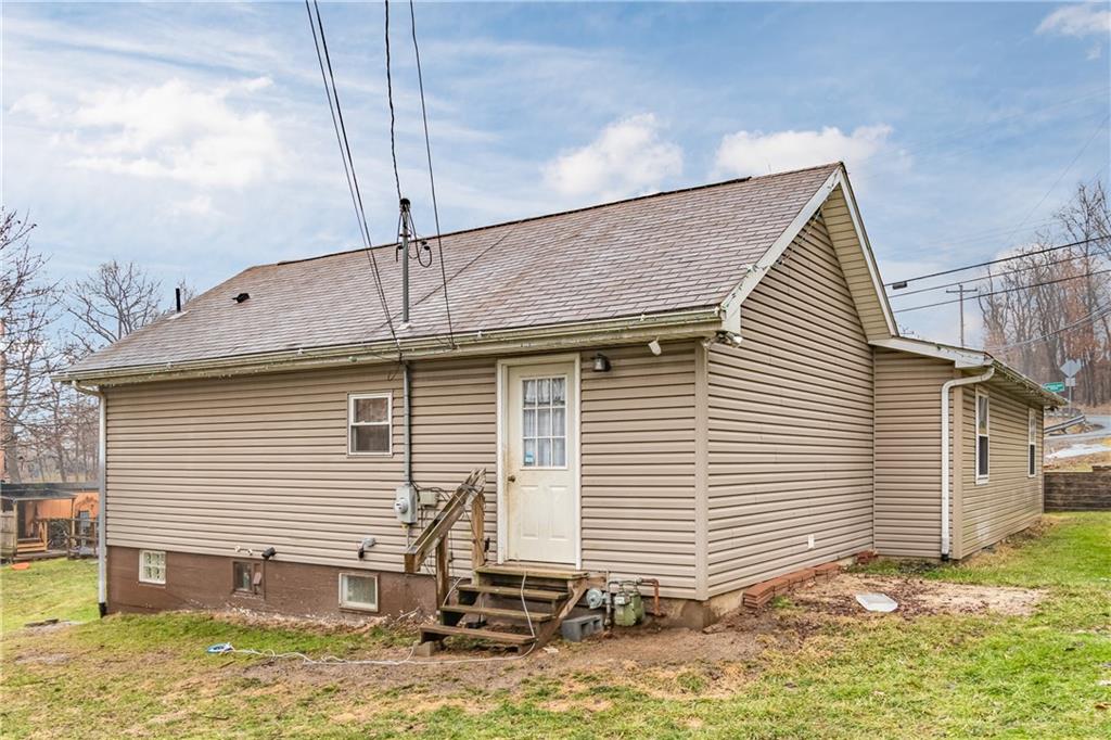 1612 Brodhead Road Coraopolis, PA 15108 - Photo 2 of 22 Gallery Image 2