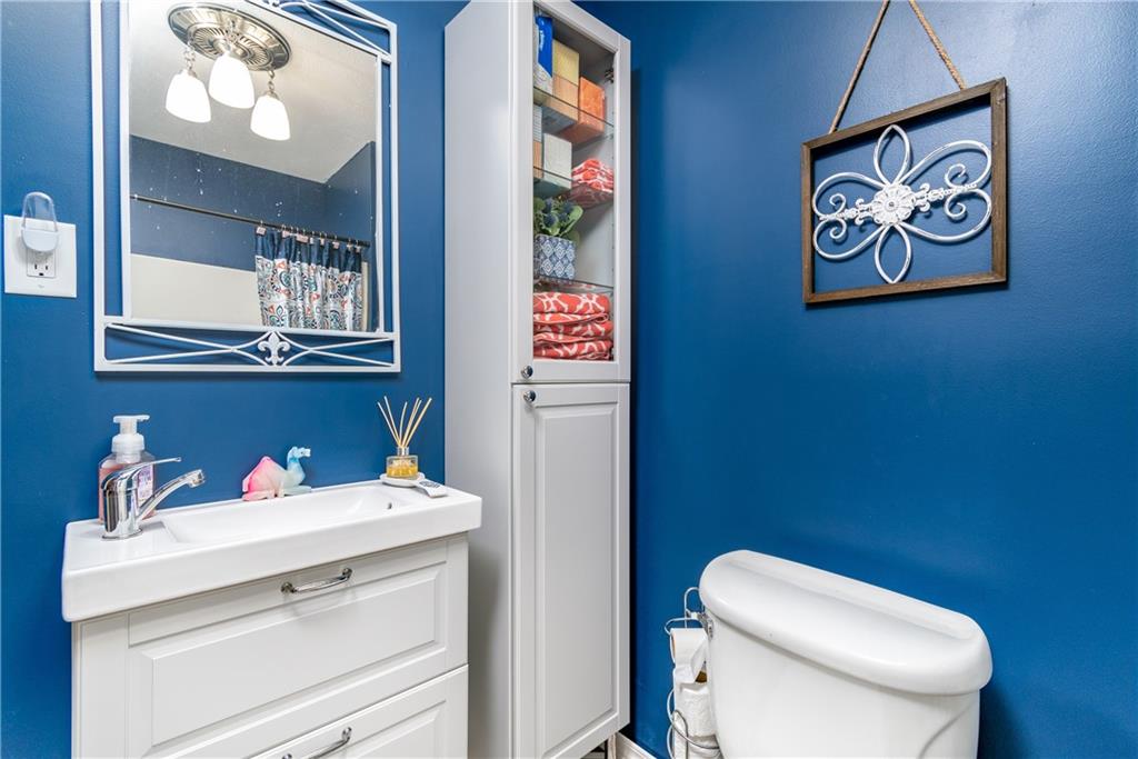 1612 Brodhead Road Coraopolis, PA 15108 - Photo 19 of 22 Gallery Image 19