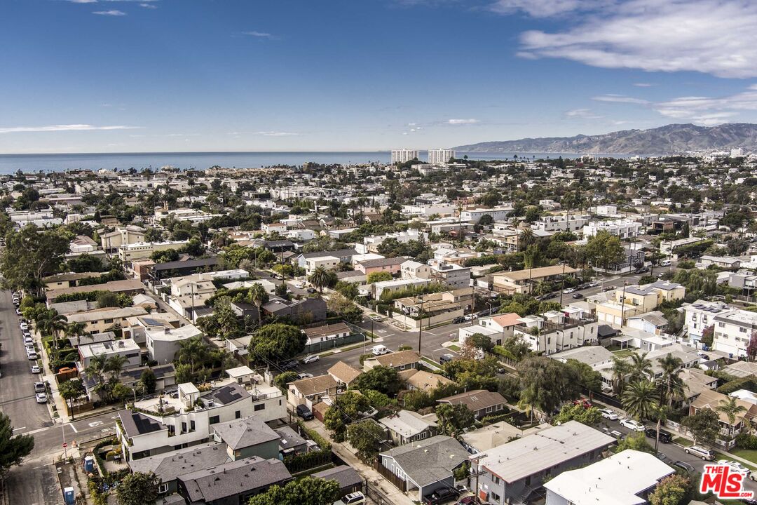 716 Sunset Avenue Venice, CA 90291 - Photo 13 of 13 an aerial view of multiple house