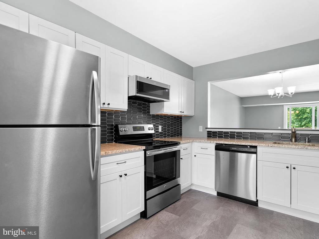 17427 Pipers Way, Unit 14 Olney, MD 20832 - Photo 11 of 28