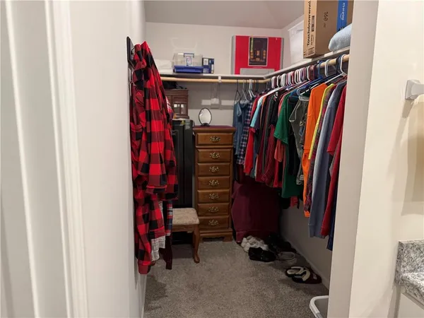 $310,000 | 800 Bentley Drive, Belton, MO 64012