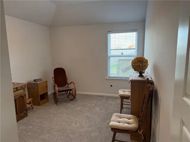 $324,900 | 800 Bentley Drive, Belton, MO 64012