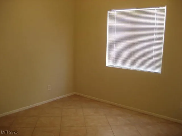 $1,875 | 6142 Highland Gardens Drive, North Las Vegas, NV 89031