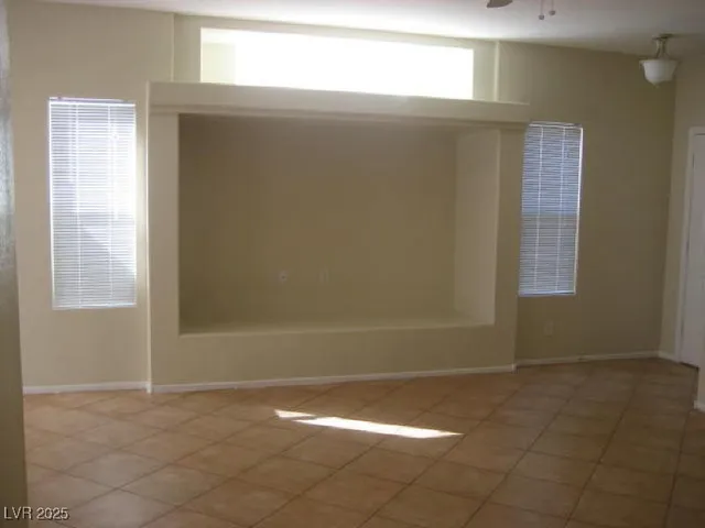 $1,875 | 6142 Highland Gardens Drive, North Las Vegas, NV 89031