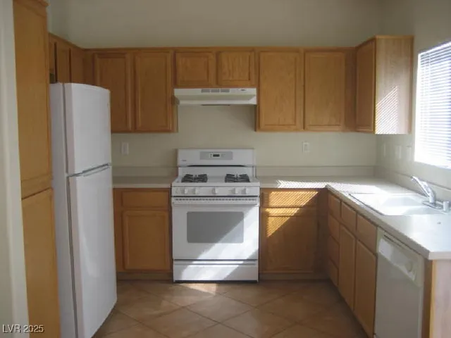 $1,875 | 6142 Highland Gardens Drive, North Las Vegas, NV 89031