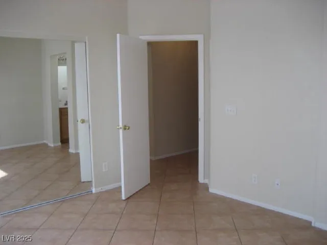 $1,875 | 6142 Highland Gardens Drive, North Las Vegas, NV 89031
