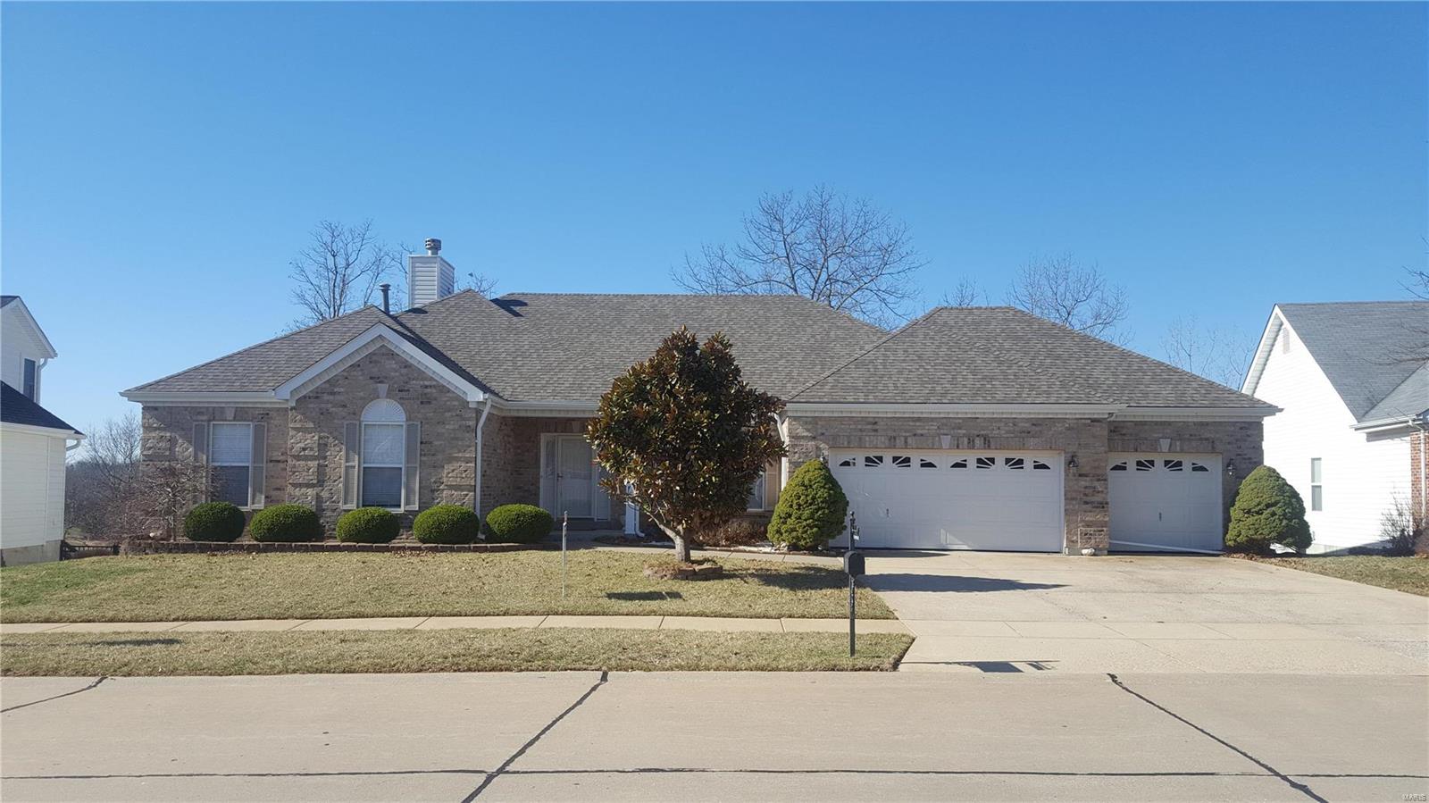 725 Castle Ridge Drive Ballwin, MO 63021 - Photo 1 of 30 Gallery Image 1