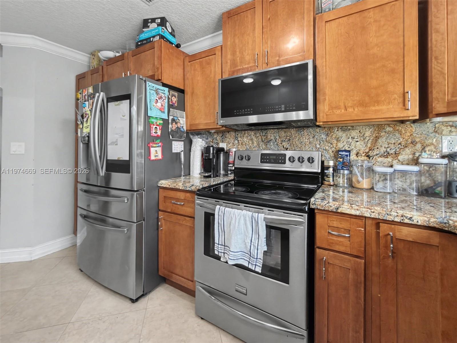 12689 Northwest 10th Way Miami, FL 33182 - Photo 10 of 35