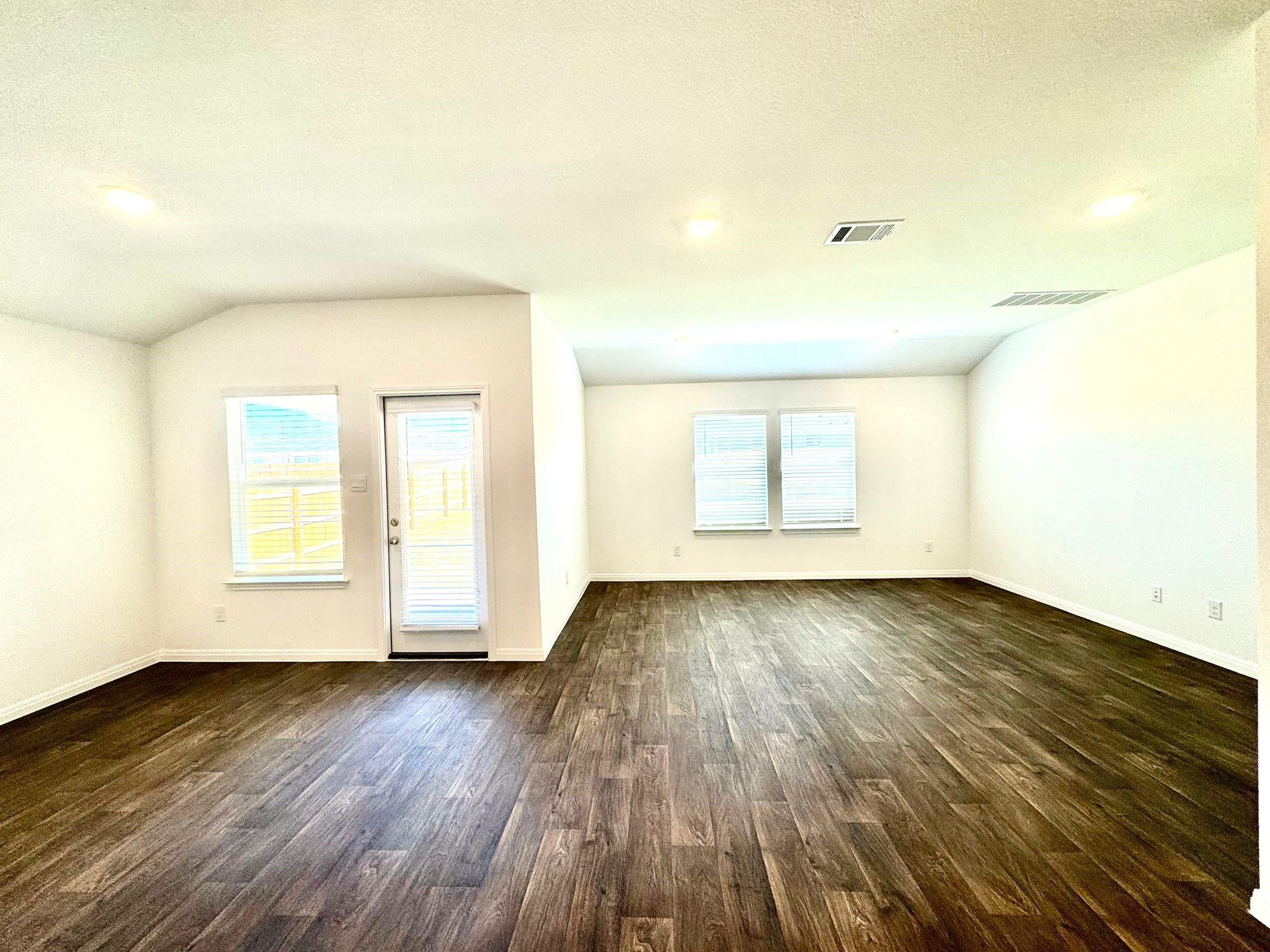 346 Gladiola Loop Kyle, TX 78640 - Photo 4 of 16