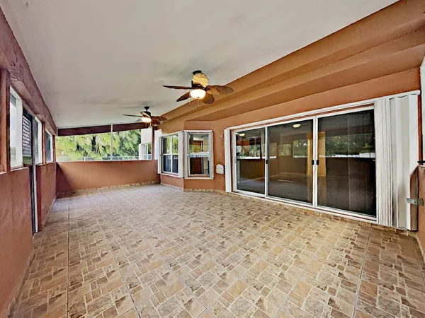 $4,180 | 10101 Southwest 9th Lane, Pembroke Pines, FL 33025