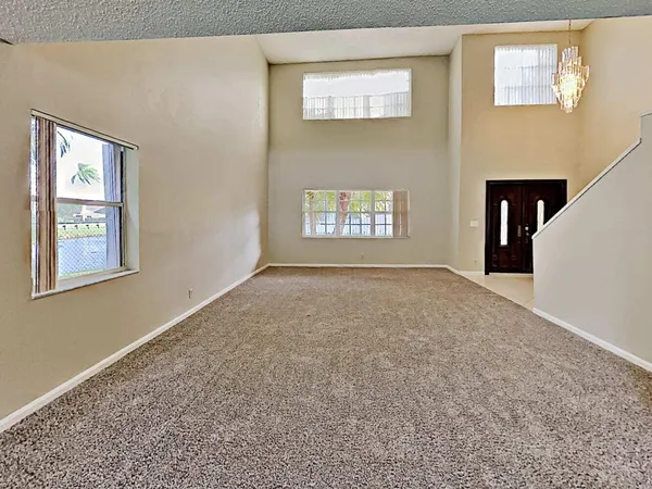 $4,180 | 10101 Southwest 9th Lane, Pembroke Pines, FL 33025