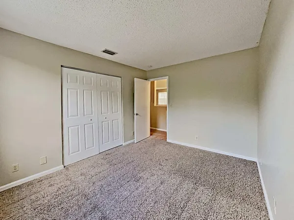 $4,180 | 10101 Southwest 9th Lane, Pembroke Pines, FL 33025