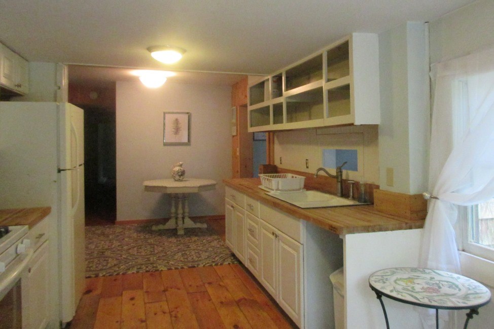 361 Old Post Road Newbury, NH 03255 - Photo 6 of 12